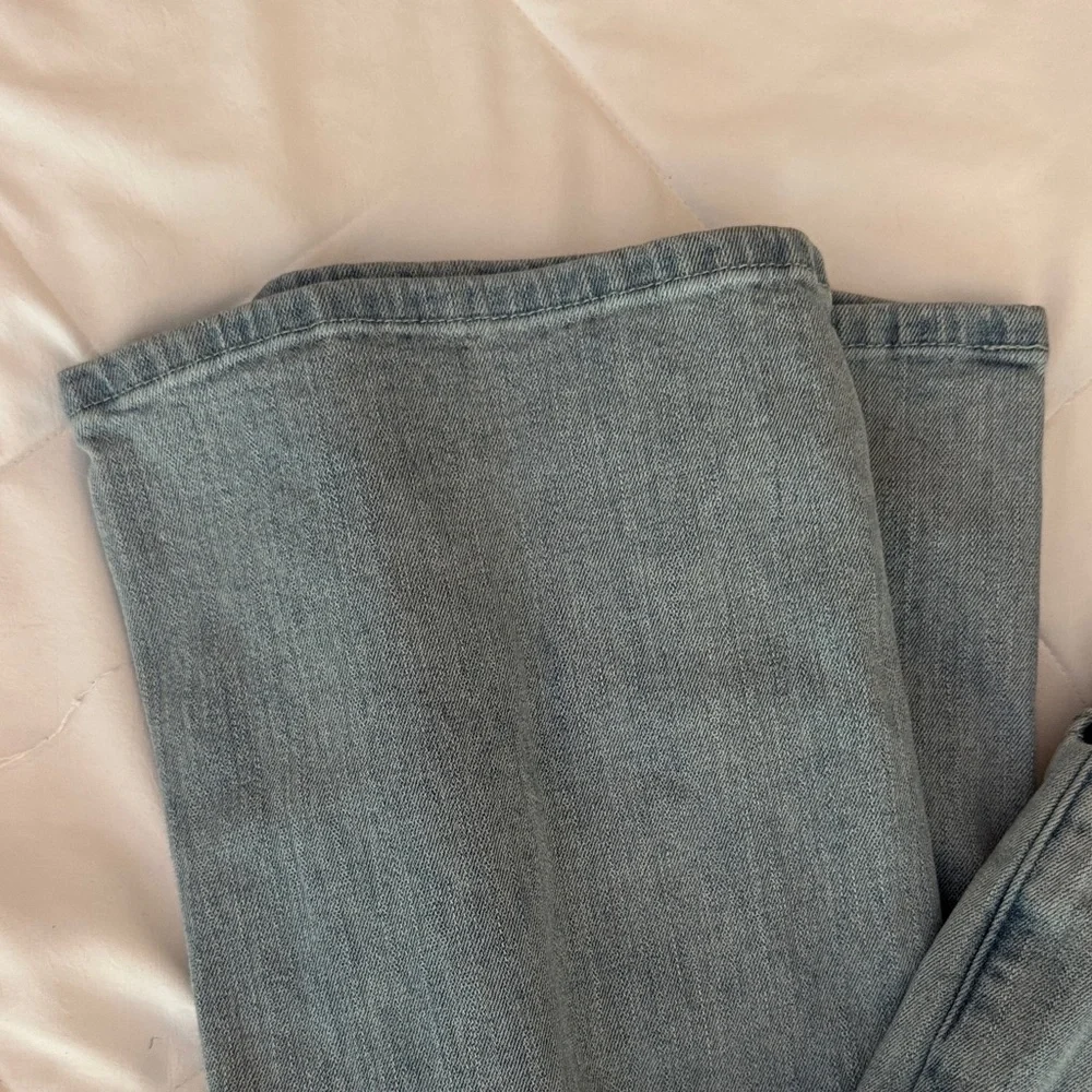 Abercrombie & Fitch high rise 90s relaxed jeans - Picture 7 of 12